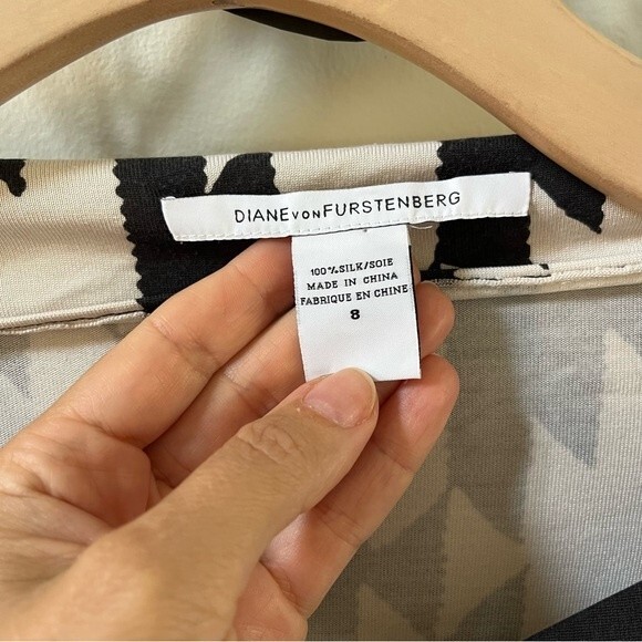 Diane Von Furstenberg Lorah Silk Long Sleeve Mini Dress Hound Aztec Print 8 - Picture 5 of 12